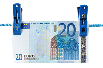 Image showing twenty euro  hung on a washing line