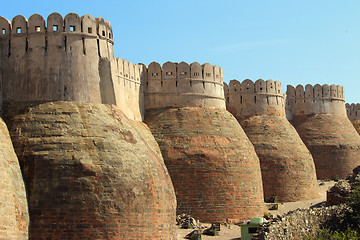 Image showing wall of kumbhalgarh fort