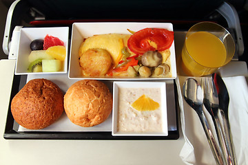 Image showing lunch in airplane