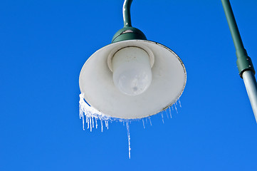 Image showing Icicle on a street lamp