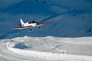 Image showing Snowplane