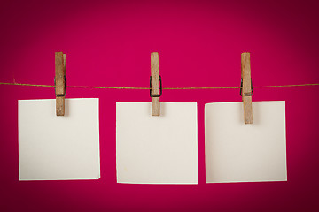 Image showing Memory note papers hanging on cord