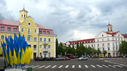 Image showing Nice building in the area in Chernigov town