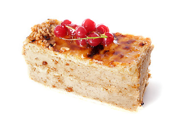 Image showing praline cake with red currants