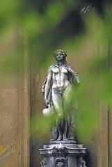 Image showing Sculpture in park