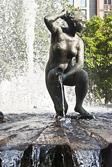 Image showing Fountain in Plaza d'Espana - Madrid