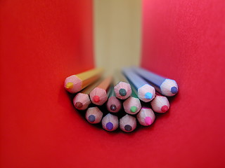 Image showing crayons