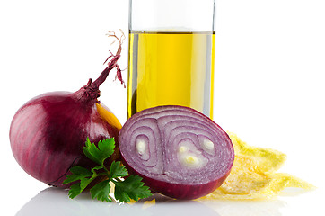 Image showing Red onions and olive oil