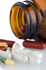 Image showing Pills from bottle