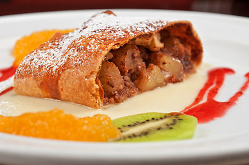 Image showing Apple strudel