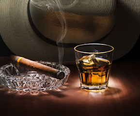 Image showing Rum and cigar