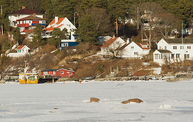 Image showing House near the sea