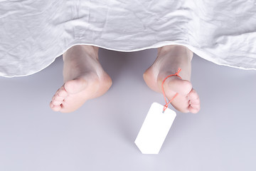 Image showing Dead body with toe tag