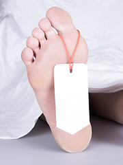 Image showing Dead body with toe tag