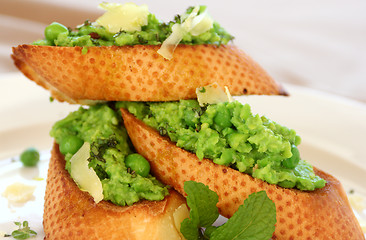 Image showing Green Pea Baguette