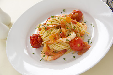 Image showing Shrimps And Spaghetti