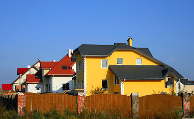 Image showing Street with several houses at neighborhood.