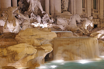 Image showing Trevi fountain details