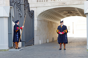 Image showing Papal swiss guard