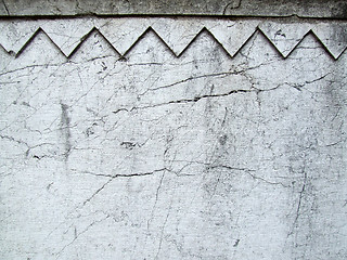 Image showing Gray cracked ornamental wall