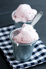 Image showing Strawberry ice cream