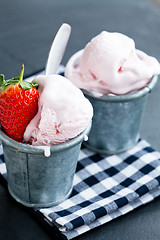 Image showing Strawberry ice cream