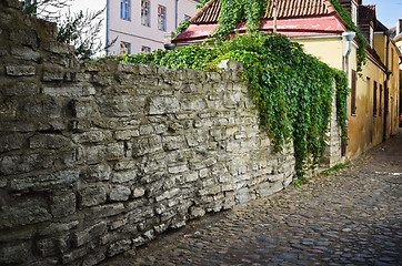 Image showing Narrow street in the old town of Tallinn 