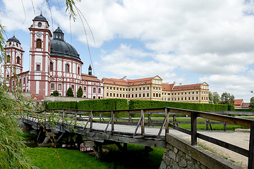 Image showing Famous Baroque chateau Jaromerice nad Rokytnou