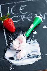 Image showing Strawberry ice cream and scoop