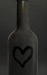 Image showing Heart painted on a wine bottle