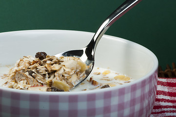 Image showing Muesli breakfast in a bowl