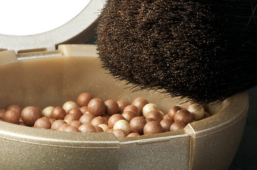 Image showing Make up Brush and pearls