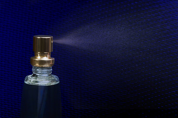 Image showing Perfume spray