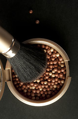 Image showing Make up Brush and pearls