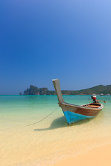 Image showing Beautiful bay of Phi Phi island Thailand