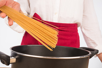 Image showing Raw spaghetti
