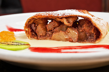 Image showing Apple strudel