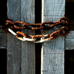 Image showing Rusty Chains 