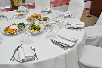 Image showing Served table