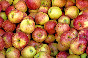 Image showing apples at a street sale