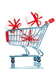 Image showing shopping cart ahd gift