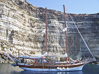 Image showing sailing near lampedusa