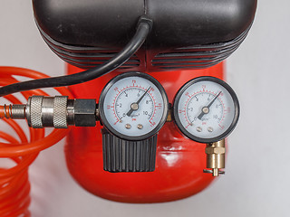 Image showing Air compressor manometer