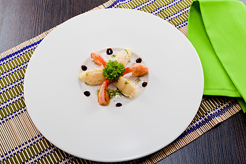 Image showing grilled shrimps with potato and kohlrabi puree