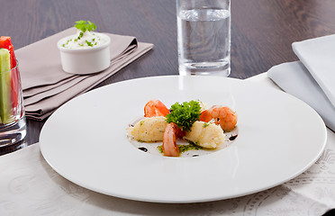 Image showing grilled shrimps with potato and kohlrabi puree