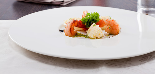 Image showing grilled shrimps with potato and kohlrabi puree