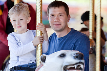 Image showing family at the amusement park