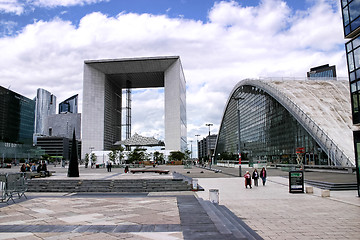 Image showing PARIS - May 8: Skyscrapers in business district of Defense to th