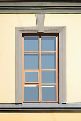 Image showing Stright Window