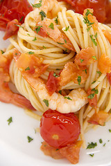 Image showing Cherry Tomato And Shrimp Pasta.